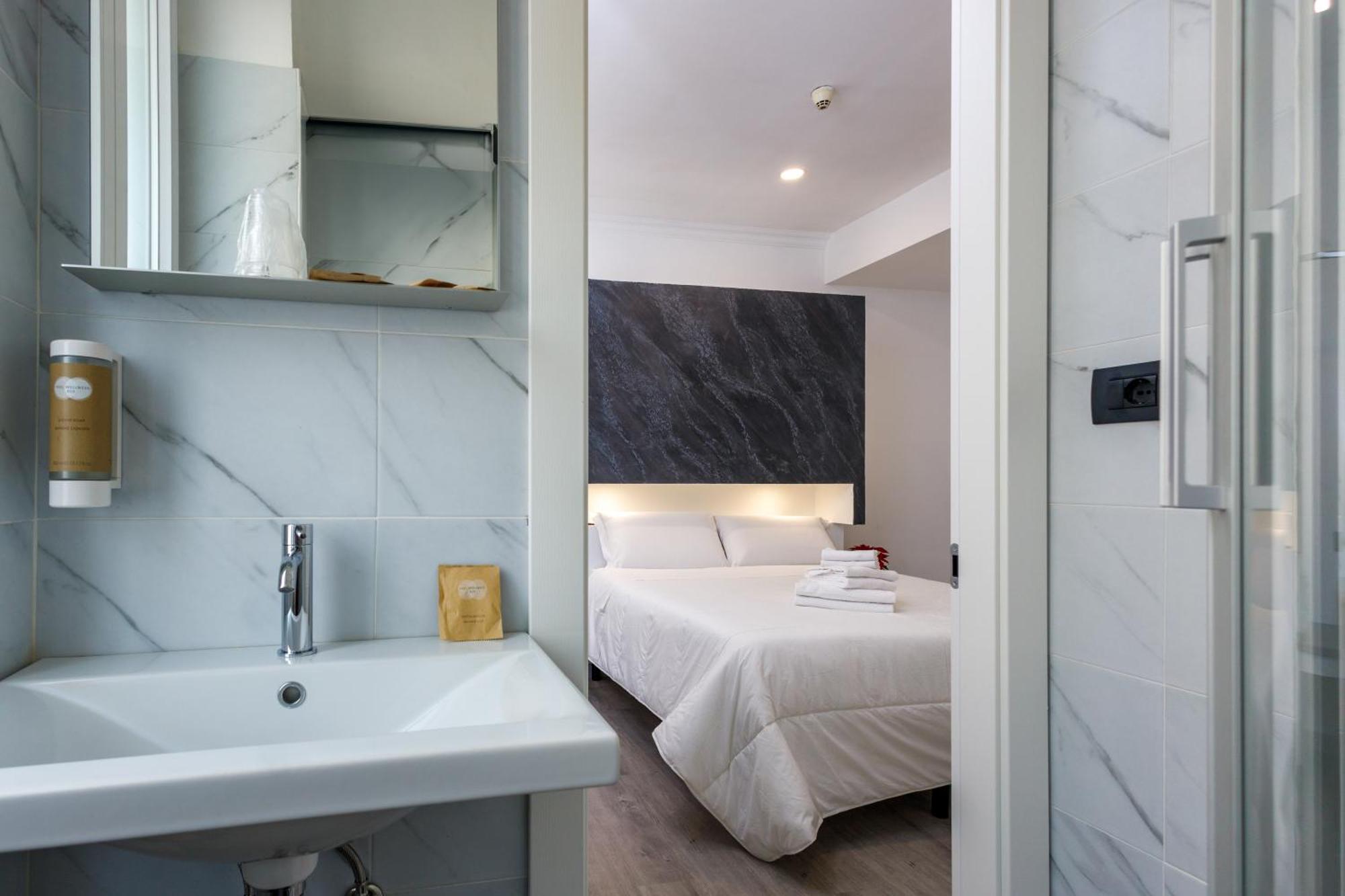 Crossroad Hotel Rome Room photo